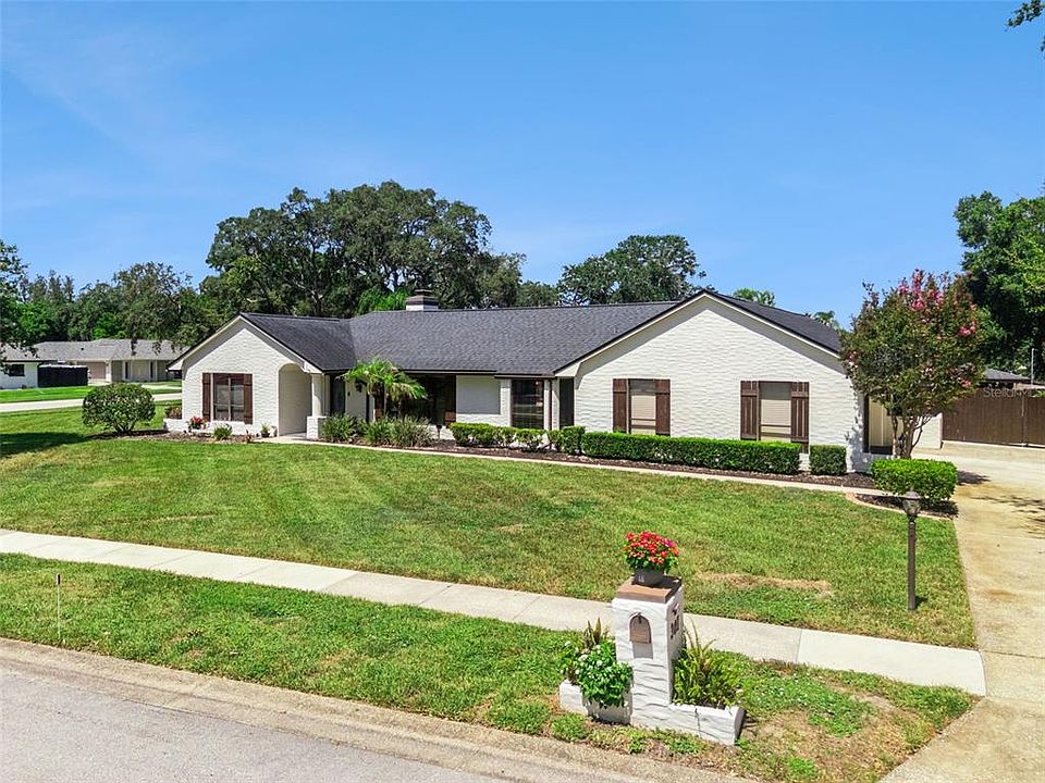 1st image of 301 BRANTLEY HARBOR DRIVE