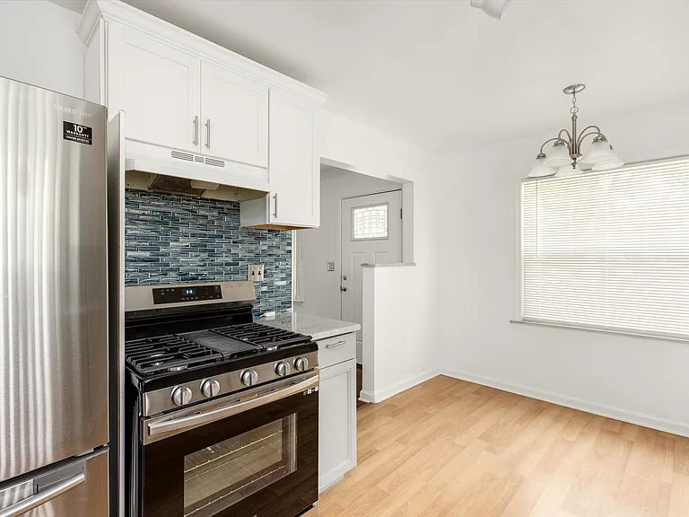 2200 Guthrie Ave — Photo 6