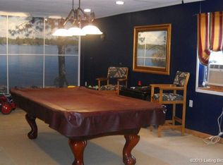 648 S New Salem Rd, Salem, IN 47167