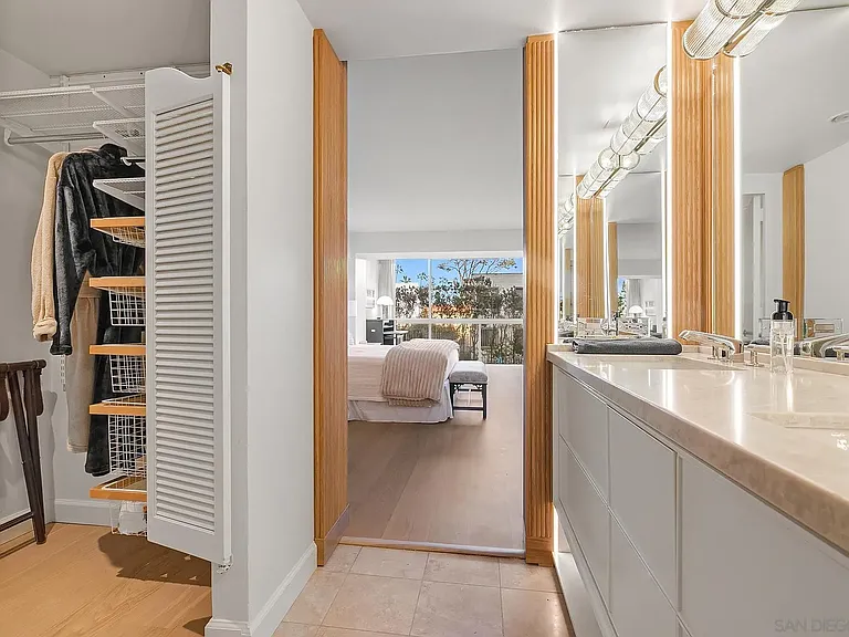 939 Coast Blvd #5G — Photo 16