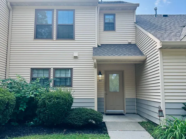 607 Bromelia Court, Jackson, NJ 08527