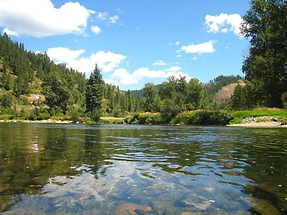 Clear Flowing ST Joe River.