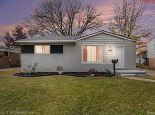 24043 Virginia Dr, Warren, MI 48091