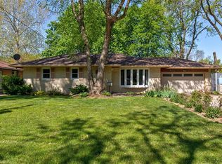 4048 42nd St, Des Moines, IA 50310