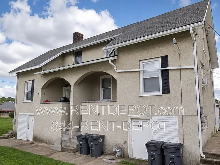 801-805 Hess Ave — Photo 1