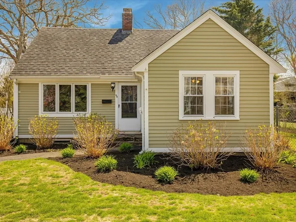 69 Jericho Path, Falmouth, MA 02540