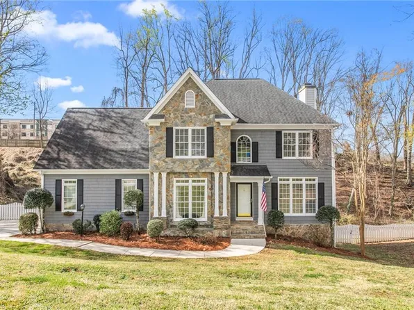 4408 Staghorn Ct, Greensboro, NC 27410