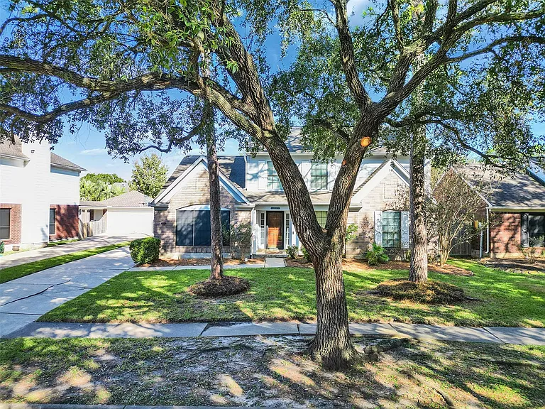 2108 Autumn Cove Dr — Photo 4