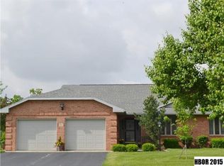 1812 Cobblestone Dr, Findlay, OH 45840