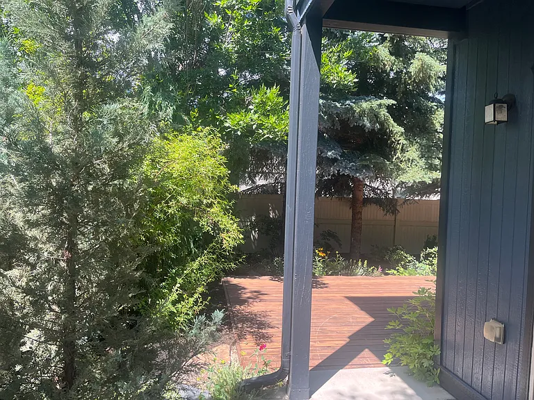 670 SE Glencoe Pl — Photo 33