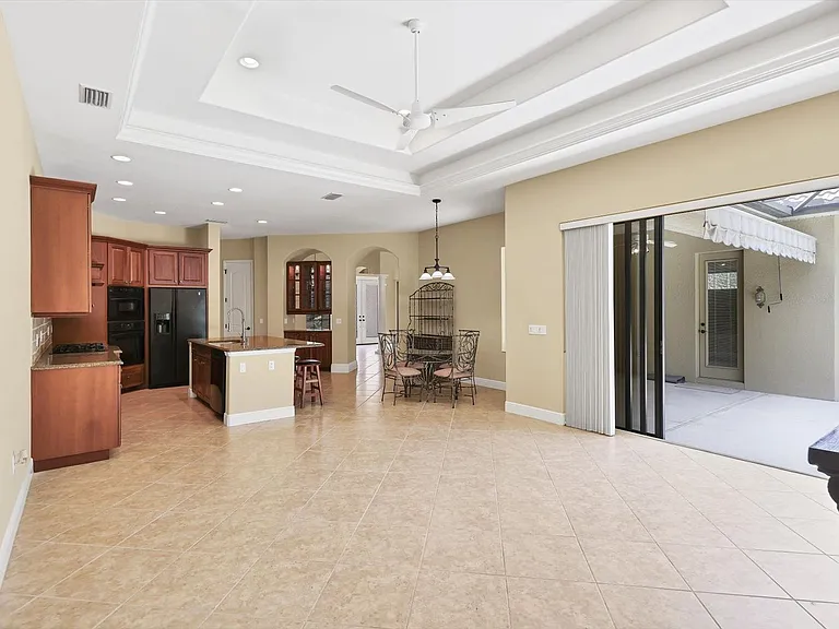 4688 Tuscana Dr — Photo 13