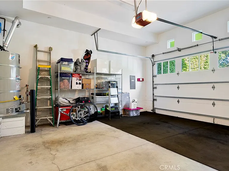 4151 Greenbush Ave — Photo 40