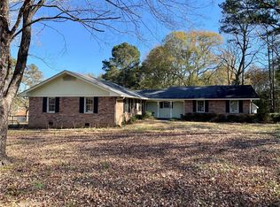 2848 Rosebud Rd, Loganville, GA 30052