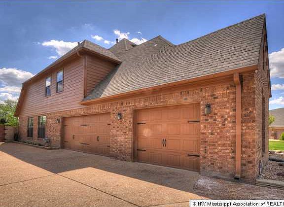 2nd image of 14391 Smokey Ln