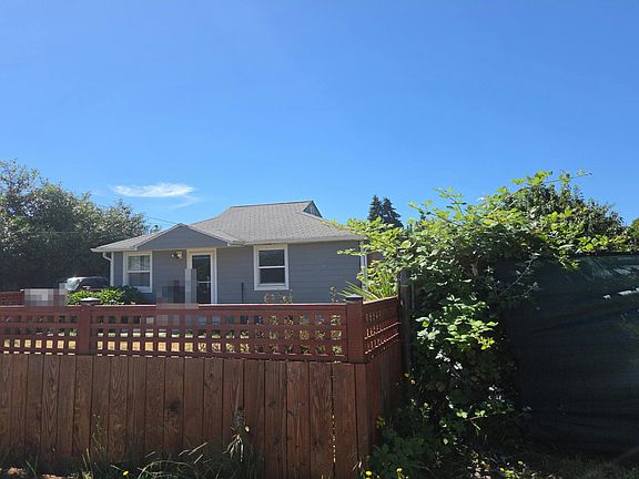 2nd image of 5593 B St