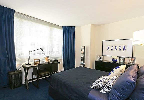 5th image of 330 W 39th St APT 17C