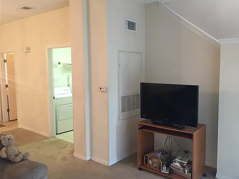 8474 Crystal Cove Loop — Photo 2