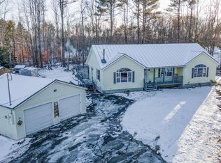 11 Woodland Dr, West Gardiner, ME 04345