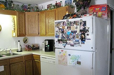 4th image of 4912 Carol St