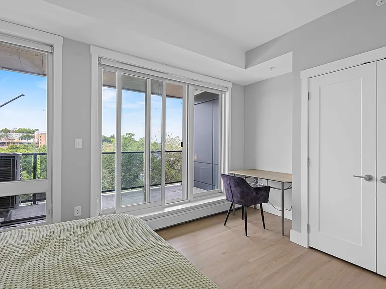 3569 Dutch Village Rd — Photo 58