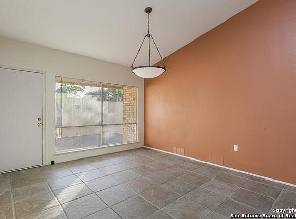 4th image of 12739 El Sonteo St