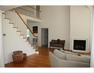 4th image of 21 Hop Brook Rd