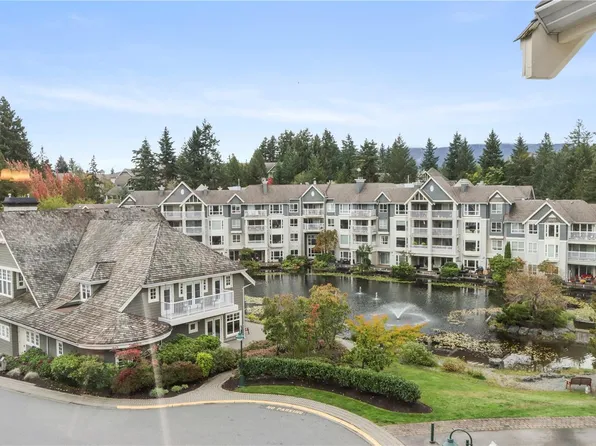 5620 Edgewater Ln #402, Nanaimo, BC V9T 6K1