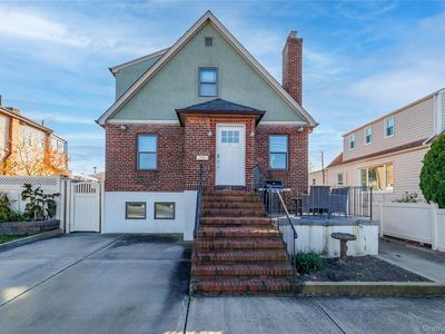 57 Island Parkway, Island Park, NY, 11558