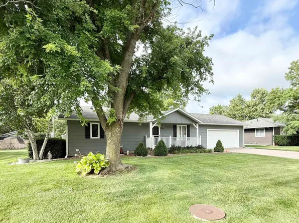 524 Oaklane St, McPherson, KS 67460