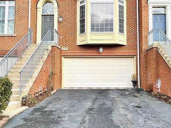 5376 Blue Aster Cir, Centreville, VA 20120