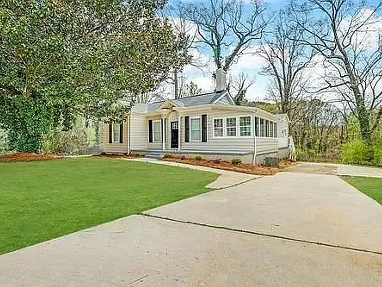 495 Hutchens Rd SE #A — Photo 24