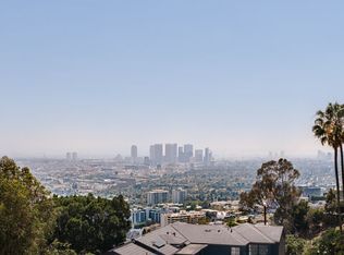 8673 Hollywood Blvd, Los Angeles, CA 90069