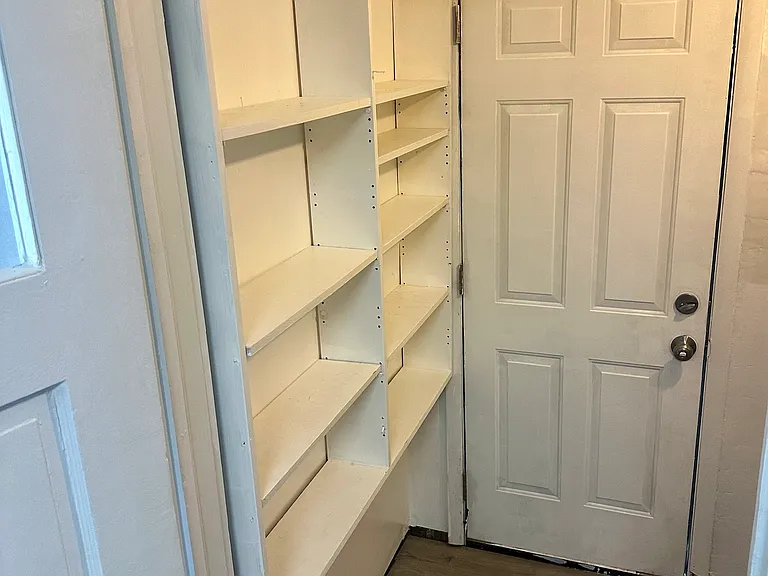2120 Thornlee Dr — Photo 15