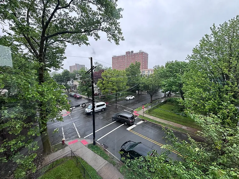 302 Chestnut Ave — Photo 4