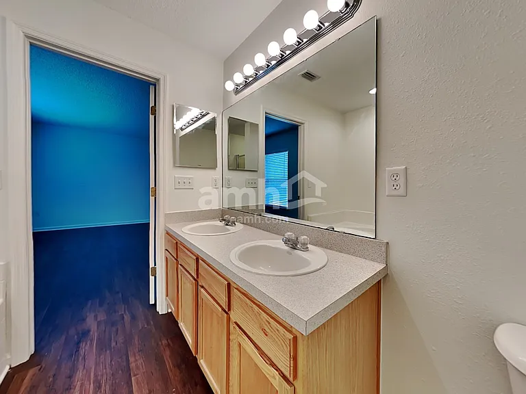 9645 Morgan Creek Ct — Photo 12