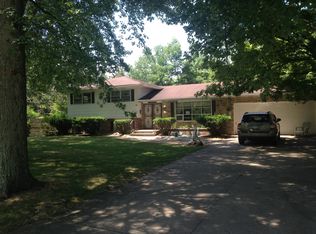 15326 Lakeside Rd, Lakeside, MI 49116