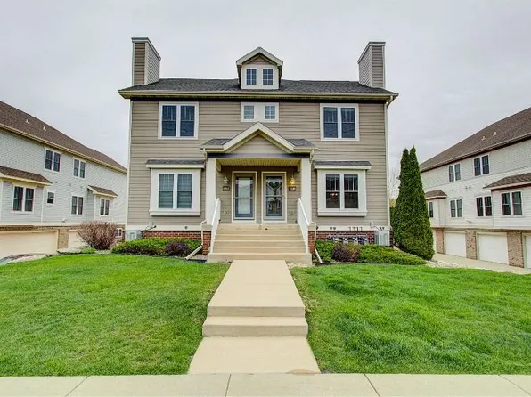 3949 Maple Grove Dr, Madison, WI 53719