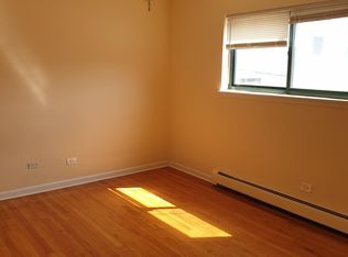 7240 N Ridge Blvd APT 204, Chicago, IL 60645