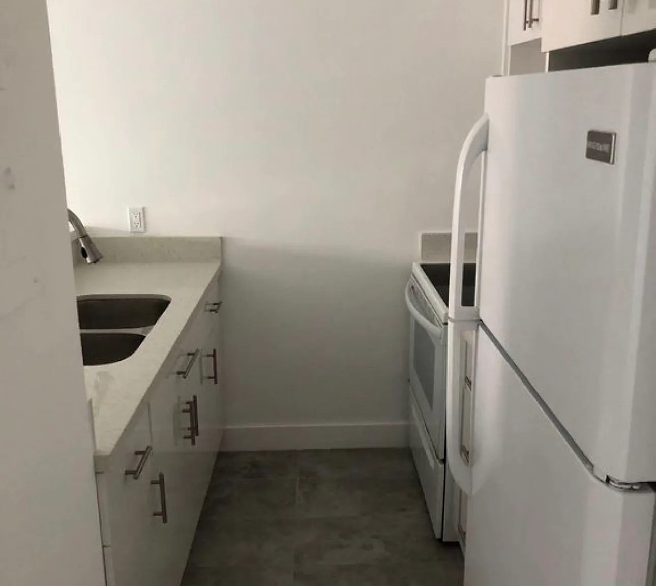 1 bed, 696 sqft, $1,600 — Photo 3