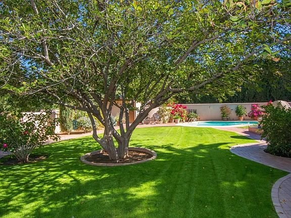 4th image of 130 N Camino Miramonte