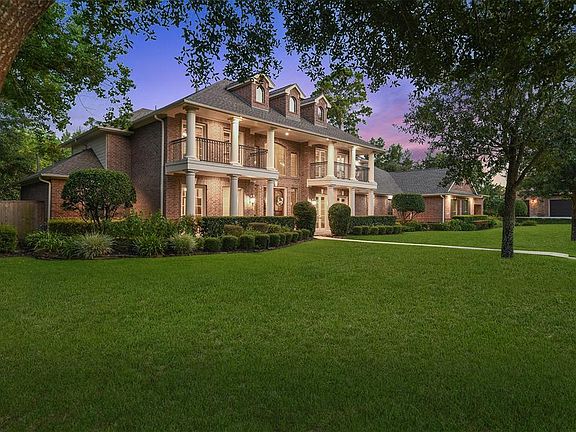 2nd image of 5911 Blackstone Creek Ln
