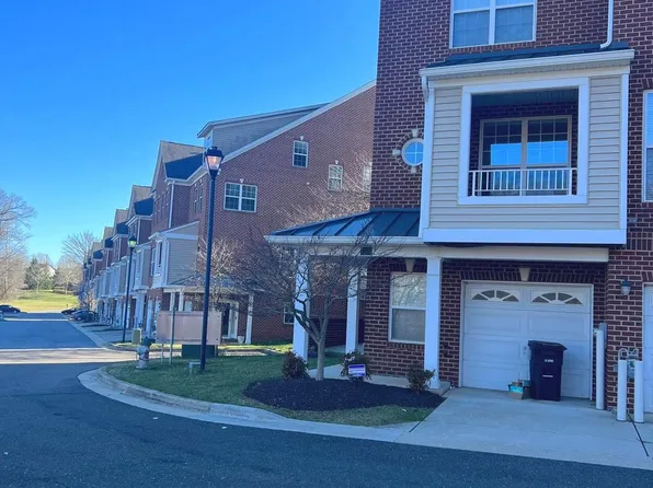 12821 Midnights Delight Dr #111B, Bowie, MD 20720