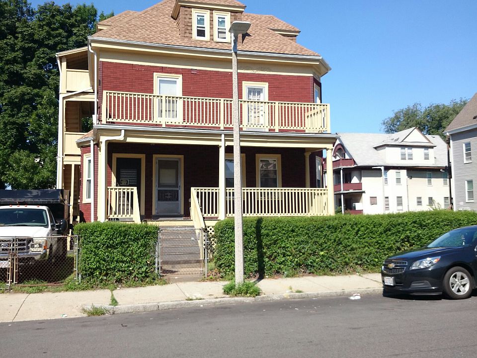 2nd image of 61 Bernard St #1