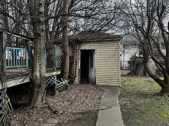 5th image of 617 27th St