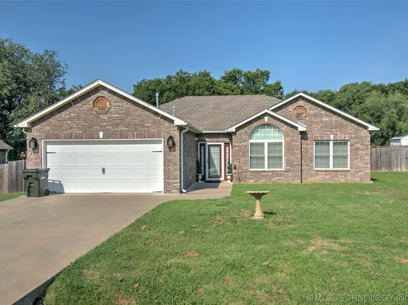 209 Nash Ave, Fort Gibson, OK 74434