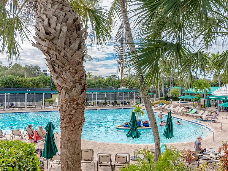 Community pool