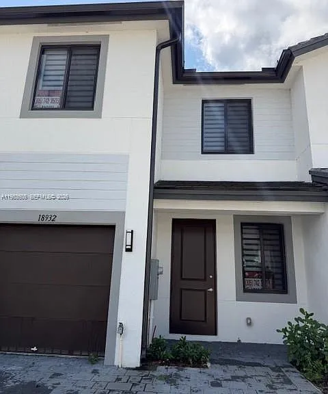 18932 SW 344th Ter #18932 — Photo 2