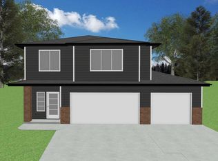 7318 Madelyn Ln S, Fargo, ND 58104
