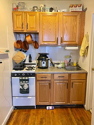 Rented by FirstService Realty (legacy) | media 25