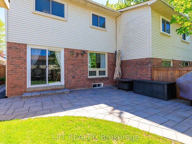 6 Odin Cres — Photo 30